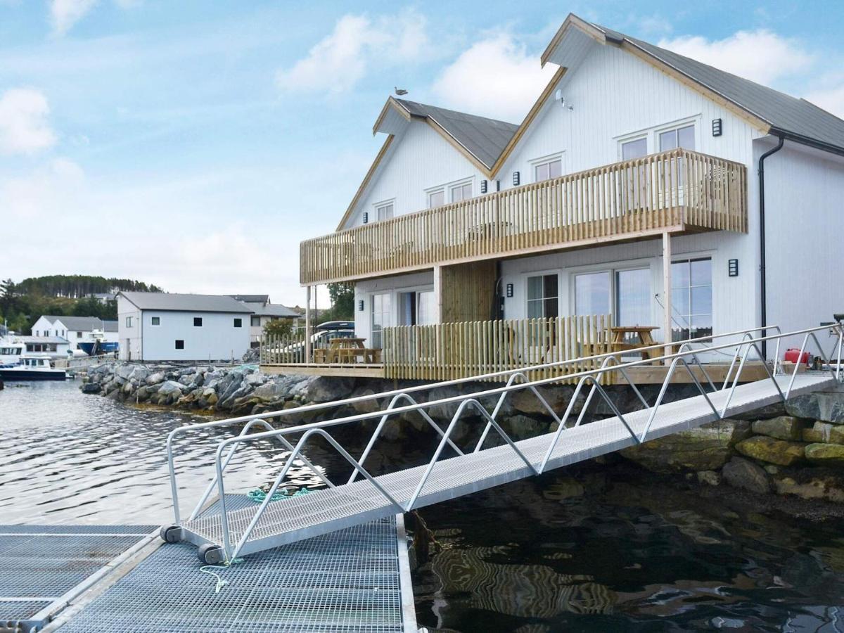 6 Person Holiday Home In Kverva Dyrvik Bagian luar foto
