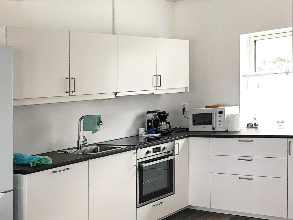 6 Person Holiday Home In Kverva Dyrvik Bagian luar foto