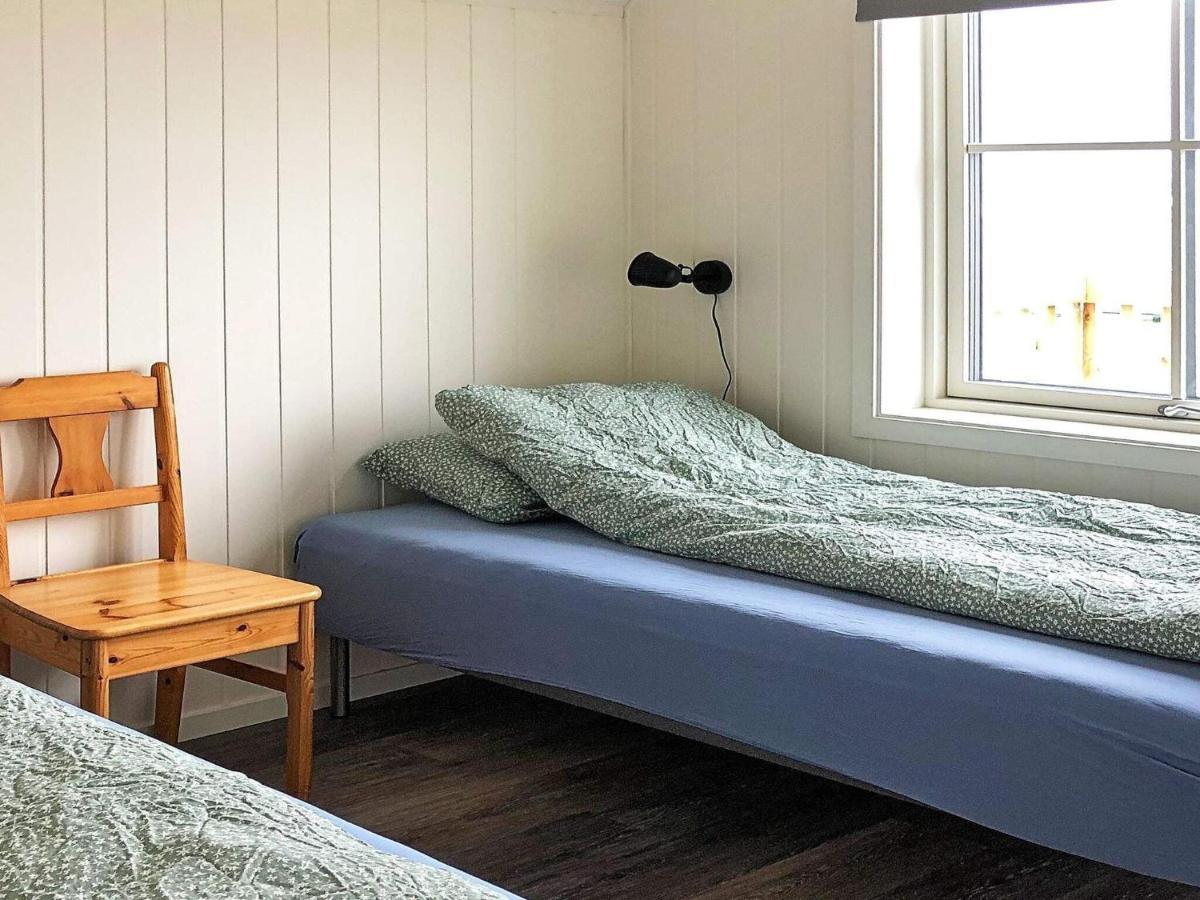 6 Person Holiday Home In Kverva Dyrvik Bagian luar foto